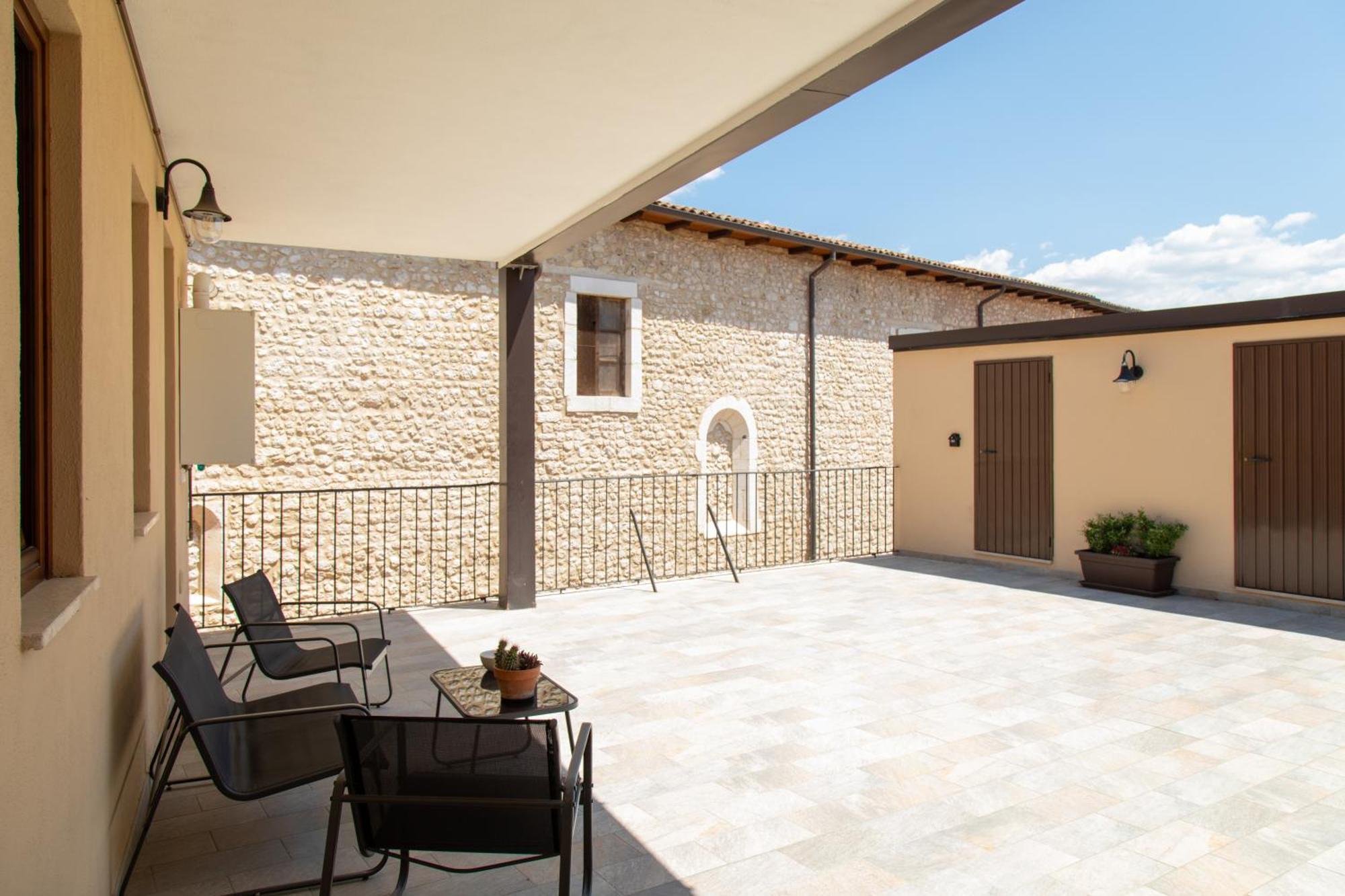 Bed and Breakfast Il Vico Л'Акуила Экстерьер фото