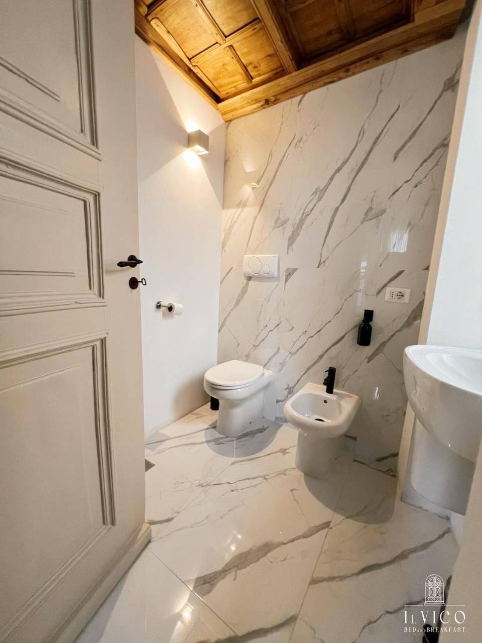 Bed and Breakfast Il Vico Л'Акуила Экстерьер фото
